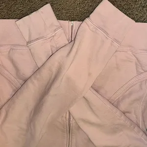 Juicy Couture Women’s Pink Hooded Zip Up Sweatshirt Size Large thumbnail 3