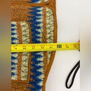 Akaiv‎ Southwest sherpa fleece vest brown aztec pattern with pockets GUC thumbnail 6