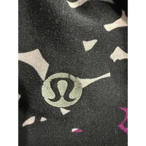 Lululemon Speed Up Shorts Womens 6 Multicolor Abstract Geometric Running thumbnail 5