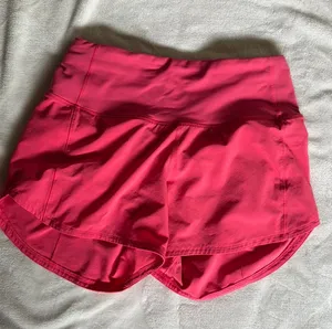 Lululemon Shorts 2.5" Hotty Hot Lined thumbnail 1