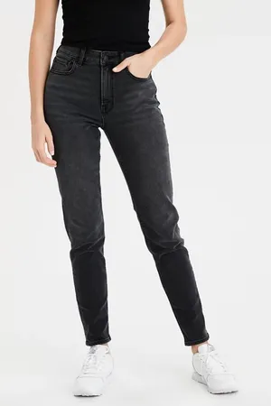 American Eagle Stretch Mom Jean in Black Size 4 Regular thumbnail 1