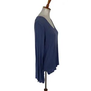 Mote Blue Top Medium Long Sleeve Minimalist Casual Layering Fall Winter thumbnail 3