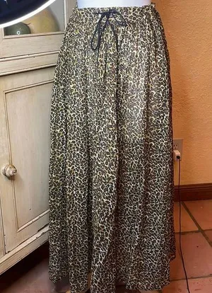 Leopard print boho skirt Size M thumbnail 1