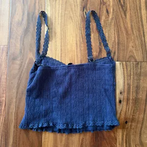Edikted Navy Crop Top  thumbnail 4