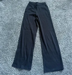 Zara Black Ribbed Wide-Leg Pants with Drawstring thumbnail 4