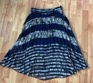 ASTR Nordstrom floral midi pleated skirt‎ thumbnail 1
