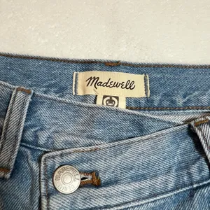Madewell Low-Slung Straight Jeans With Criss-Cross Waistband Size 26 Casual thumbnail 7