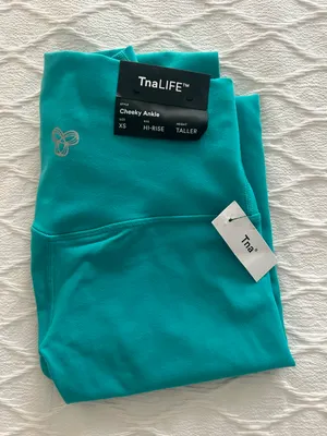 Aritzia TNA leggings thumbnail 2