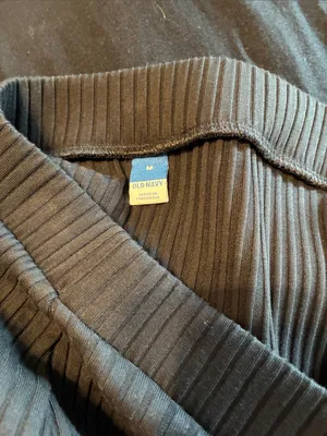 Old Navy ribbed midi skirt thumbnail 3