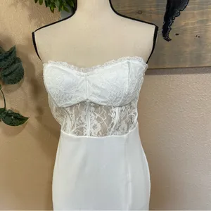 NWOT Lulus Exquisitely Sultry White Lace Strapless Bustier Midi Dress thumbnail 4