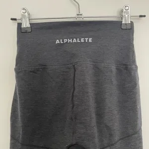Alphalete Women's Black Leggings thumbnail 2