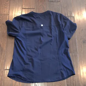 Fabletics navy blue  nurses scrub top size large thumbnail 3