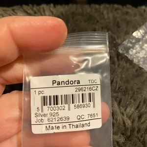 Pandora Radiant Logo cubic zirconia and silver studs, new. Shine logo thumbnail 4