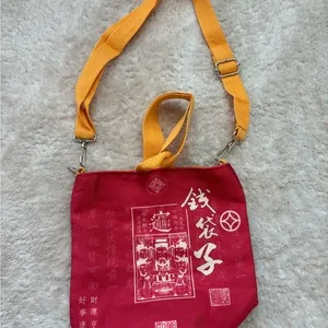 Red Canvas Bucket Crossbody Bag Chinese Noodle Cup Style‎ Small Shoulder Bag new thumbnail 4