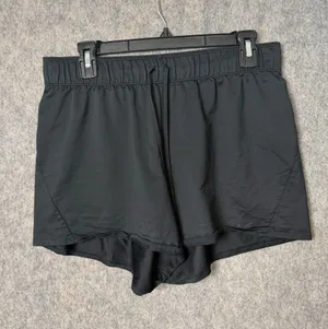 Nike Dri Fit Women’s Medium Black Athletic Lightweight Running Shorts thumbnail 1