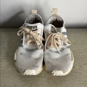 Adidas Women's NMD R1 Animal Print Sneakers Size 7.5 thumbnail 5