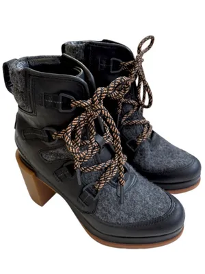 Like New Sorel Blake Lace-Up Heeled Boots Black Grey Size 6.5 thumbnail 2