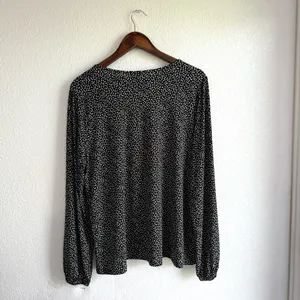 Banana Republic Womens Shirt Blouse Black White Dot Long Sleeve Stretch Size XL thumbnail 2