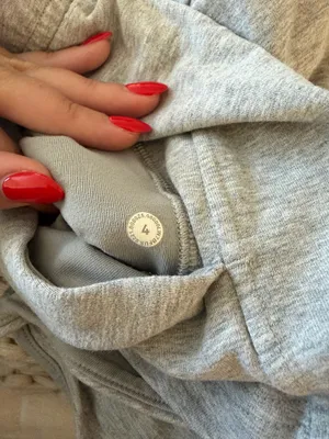 Lululemon Shorts thumbnail 4