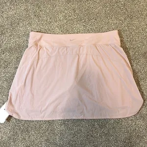 Nike Women's Dri-FIT Mid-Rise Bliss Skort‎ thumbnail 8