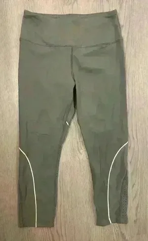 Avia Women’s‎ Active Flex Tech Capri Leggings Size M thumbnail 1