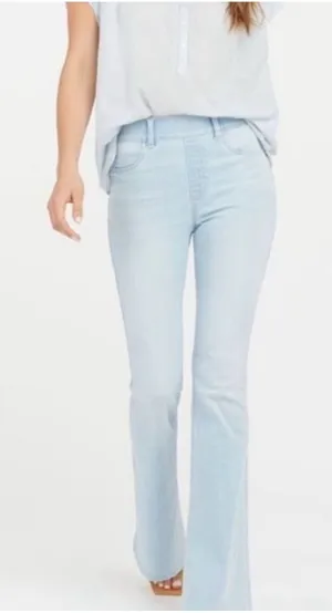 Spanx Pull On Light Wash High-Rise Flare Jeans Women's XL Light Blue Boho thumbnail 1