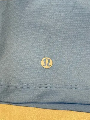 Lululemon Ultralight Waist-Length T-Shirt Size 6 Blue Willow Crop Workout Active thumbnail 8