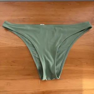 Aerie Olive Green Ribbed Bikini Set Scoop Halter Top L Bottoms M Cheekier 2pc thumbnail 2