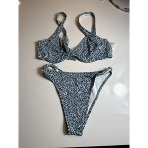 NWT Free People x Rhythm Masina‎ Knotted Underwire Bikini Set Turquoise Size M thumbnail 2