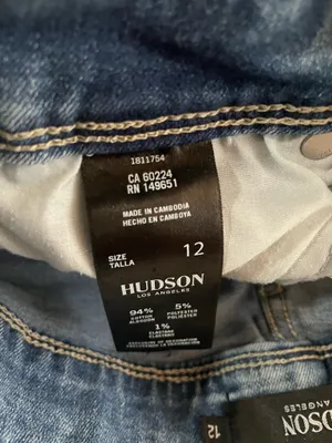 Hudson Women's Mid-Rise Slim Straight Leg Jeans thumbnail 11