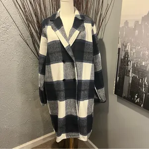 🌺DOUBLE TAKE BLUE AND WHITE PLAID DOUBLE BUTTON JACKET SIZE XL🌺 thumbnail 2