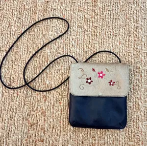Wilsons Leather Black & Beige Floral Mini Crossbody thumbnail 1