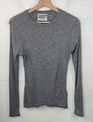 Just Female Heather Gray Long Sleeve Tee Wool Blend size Small thumbnail 1