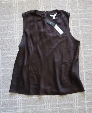 Banana Republic Silk Tank thumbnail 1