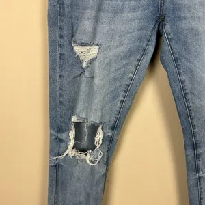 KanCan Jeans Womens 11/29 Blue Girlfriend Mid‎ Rise Distressed Denim Button Fly thumbnail 4