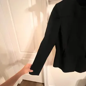 Renaissance Style Antonio Melani Black Blazer thumbnail 6