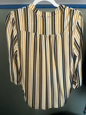 Cocomo Women’s Blouse Multiple Size M petite thumbnail 3