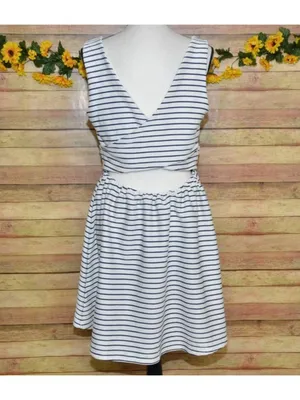 Lauren Conrad Sun Dress Navy Nautical Cross Back Size L Fit & Flare Preppy Lined thumbnail 7