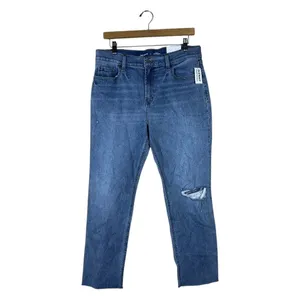 NWT Old‎ Navy Mid-Rise Boyfriend Distressed Jeans Blue Casual Raw Hem Size 8 thumbnail 2