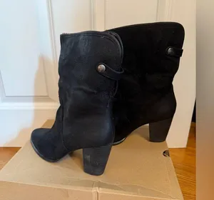 UGG Layna Women's Shearling Foldable Cuff Black Nubuck Boot 2-Wear Styles! 9 thumbnail 8