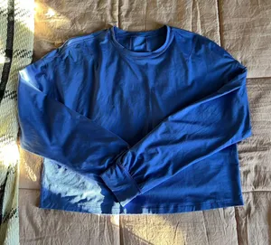 Cropped Long Sleeve thumbnail 1