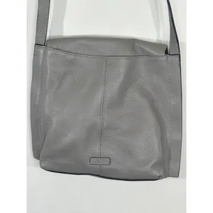 Vince Camuto Grey‎ Pebbled Leather Crossbody Bag Ring Detail Adjustable Strap thumbnail 8