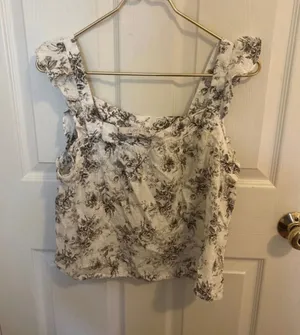 Loft Floral blouse thumbnail 1