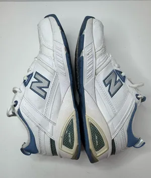 New Balance 854 Sneakers Women's Size 8D thumbnail 1