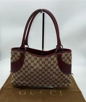 VTG Gucci Beige GG Supreme Canvas Shoulder Bag with Burgundy/Dark Red Accents thumbnail 1