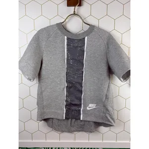 Nike Women’s Tech Fleece Gray Short Sleeve Crew Sweatshirt - Size - Medium thumbnail 5