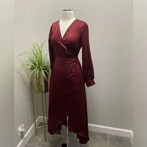 NWT Lost and Wander Napa Satin Wrap Dress in Burgundy Sz‎ Small $138 thumbnail 4