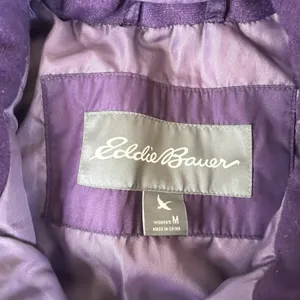 Women's Eddie Bauer Size Medium Purple 650 Down Puffer Winter Jacket Coat thumbnail 3