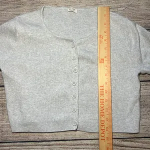 John Galt Brandy Melville‎ Gray Button Front Cropped Cardigan Sweater Womens S thumbnail 7