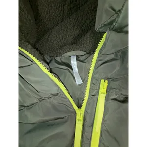 Fabletics Womens Green Hooded Puffer Jacket With Neon Zippers Coat Size M thumbnail 4